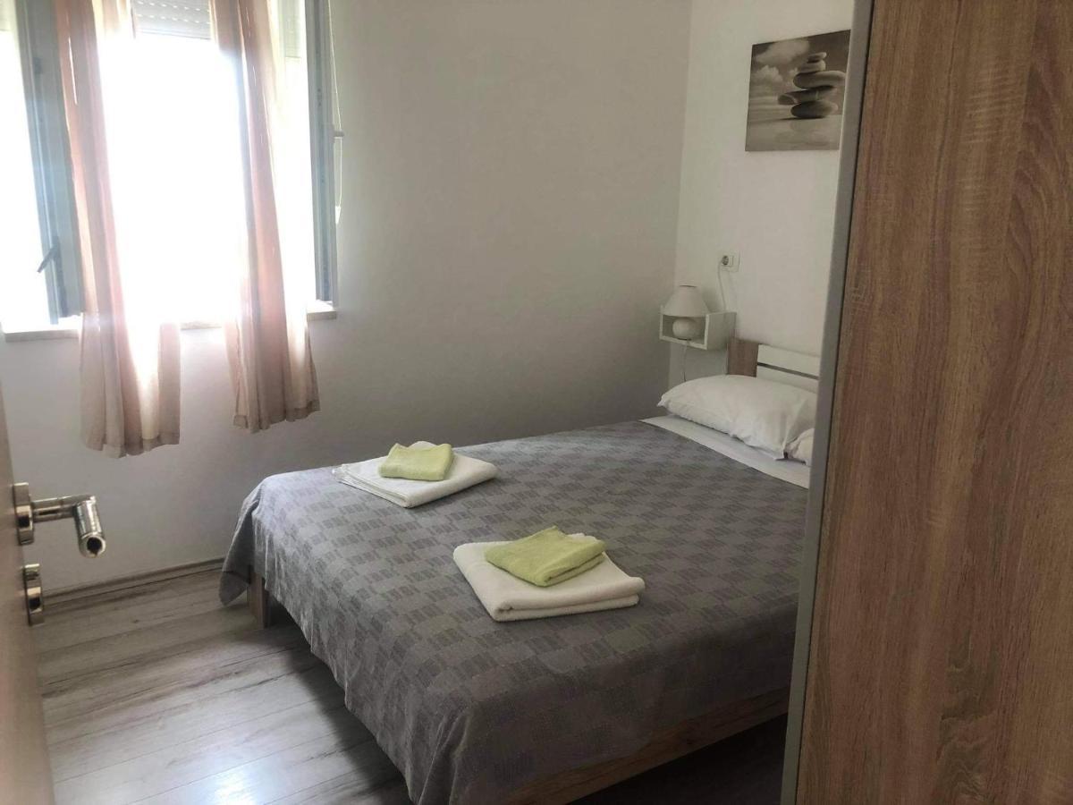 Apartmani Dokic Bale Ngoại thất bức ảnh