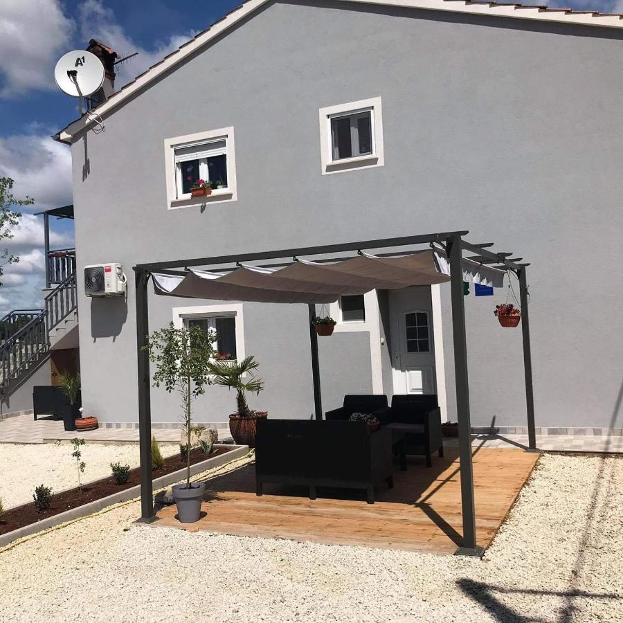 Apartmani Dokic Bale Ngoại thất bức ảnh